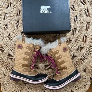 SOREL 'Tofino II' Faux Fur Lined Waterproof Boot | pink laces